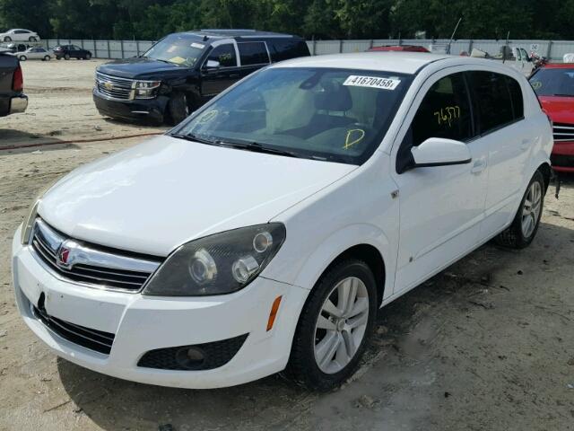 W08AT671985059987 - 2008 SATURN ASTRA XR WHITE photo 2