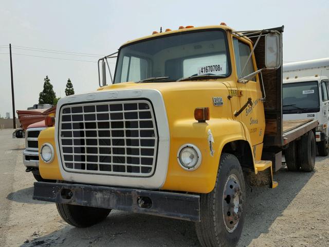 R71BV008927 - 1977 FORD LN7000 ORANGE photo 2