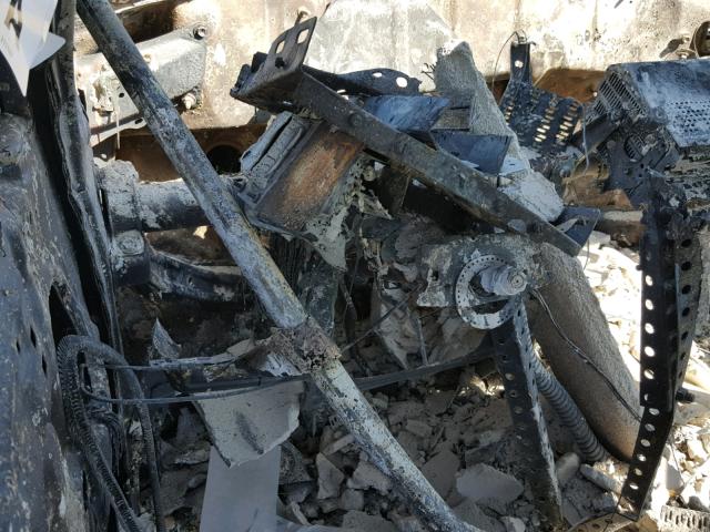 JTLKT334150211137 - 2005 TOYOTA SCION XB Күйген фото 8