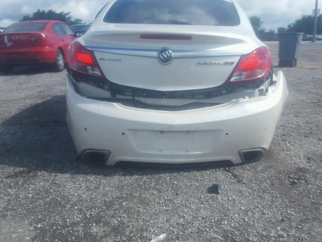 2G4GV5GV0D9145609 - 2013 BUICK REGAL GS WHITE photo 9