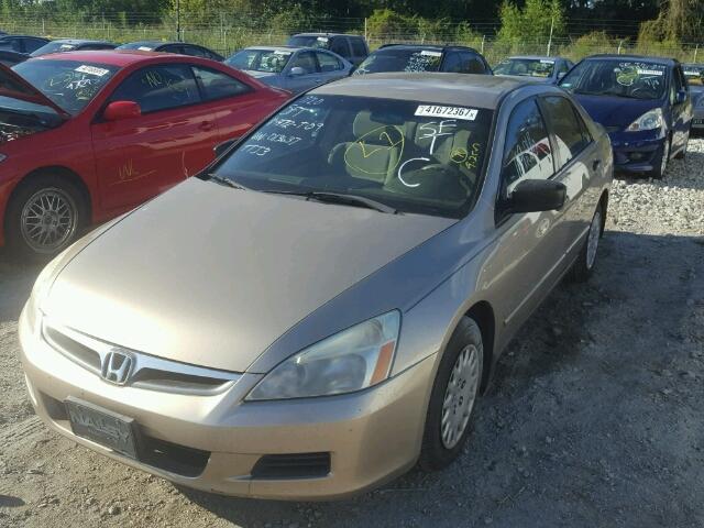 1HGCM56157A013637 - 2007 HONDA ACCORD GOLD photo 2