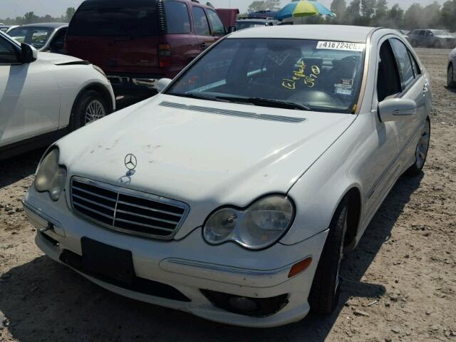 WDBRF52H37A946585 - 2007 MERCEDES-BENZ C 230 WHITE photo 2