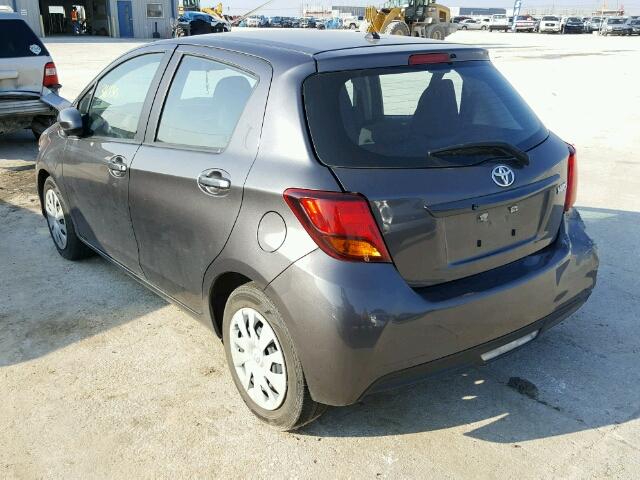 VNKKTUD30FA038978 - 2015 TOYOTA YARIS GRAY photo 3