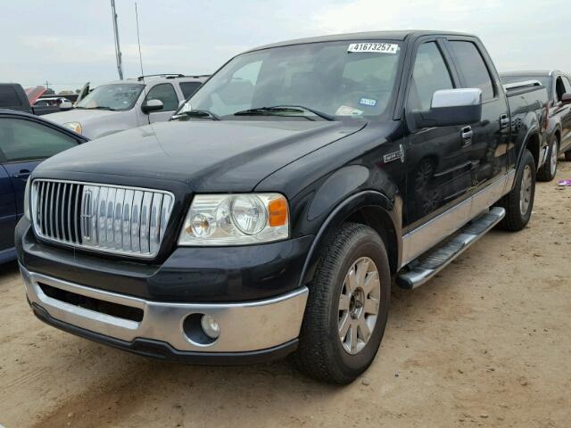 5LTPW16556FJ12995 - 2006 LINCOLN MARK LT BLACK photo 2