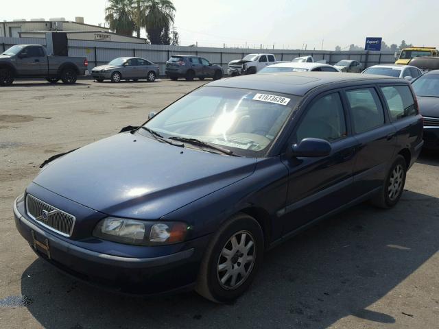 YV1SW64A732306757 - 2003 VOLVO V70 BLUE photo 2