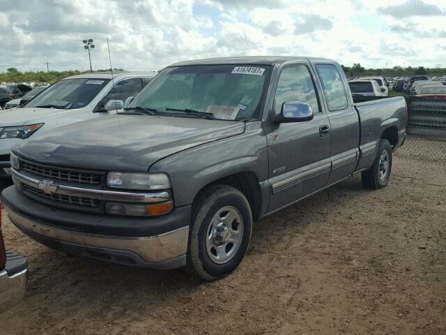 2GCEC19V311407446 - 2001 CHEVROLET SILVERADO GRAY photo 2