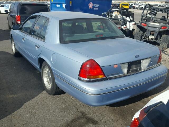 2FAFP74W2XX124916 - 1999 FORD CROWN VICT BLUE photo 3