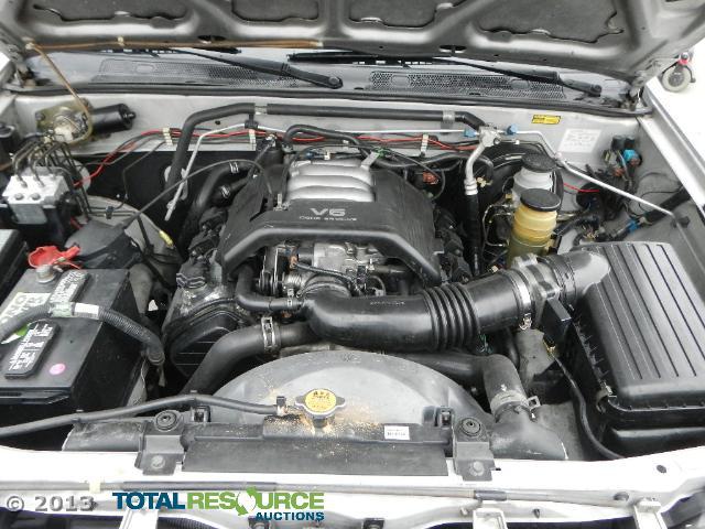 4S6CM58W8W4402392 - 1998 HONDA PASSPORT E SILVER photo 7