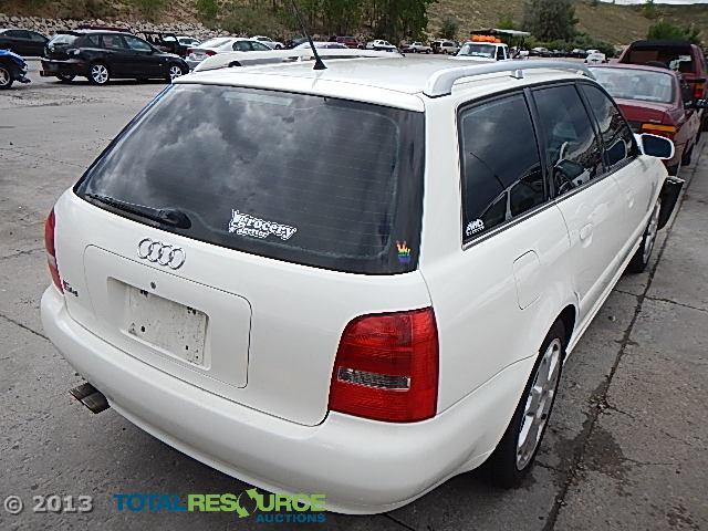 WAUXD68D31A140274 - 2001 AUDI S4 AVANT Q WHITE photo 3