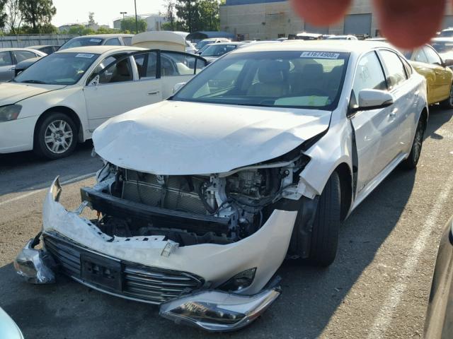 4T1BD1EB9EU025245 - 2014 TOYOTA AVALON HYB WHITE photo 2