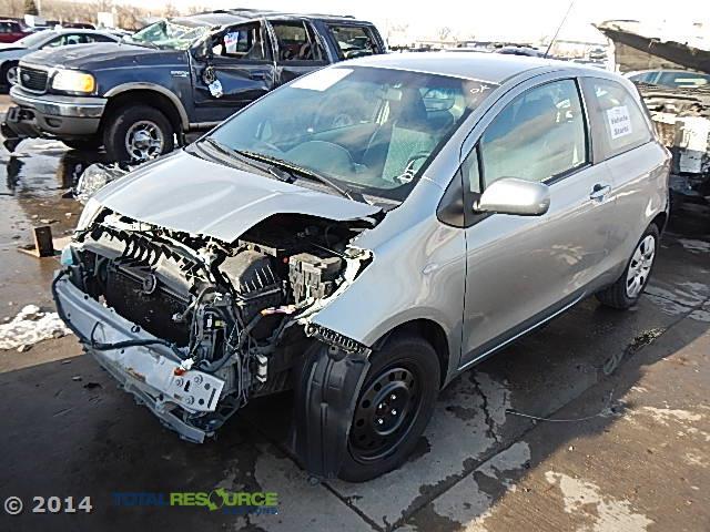 JTDJT923275092796 - 2007 TOYOTA YARIS SILVER photo 1