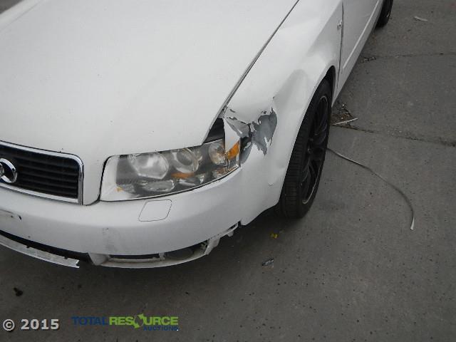 WAULC68E42A142417 - 2002 AUDI A4 1.8T QU WHITE photo 15