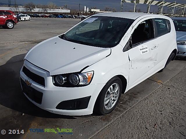 1G1JC6SH7C4133281 - 2012 CHEVROLET SONIC LT WHITE photo 1