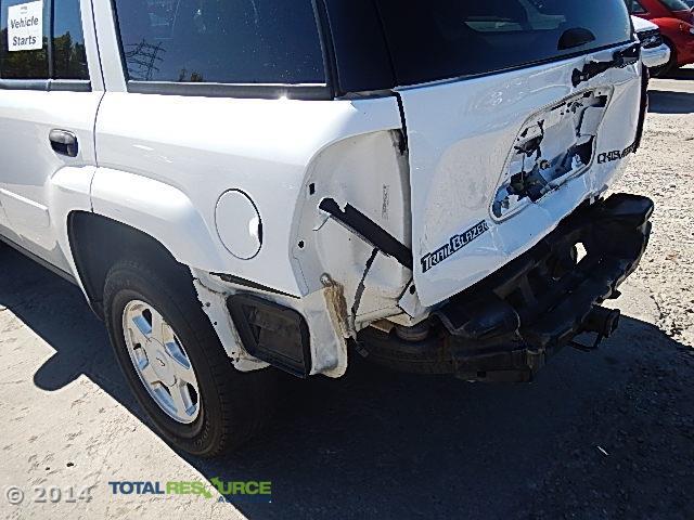 1GNDT13S322291250 - 2002 CHEVROLET TRAILBLAZE WHITE photo 15