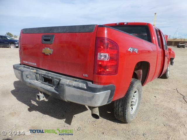 1GCHK29K98E106359 - 2008 CHEVROLET SILVERADO RED photo 3