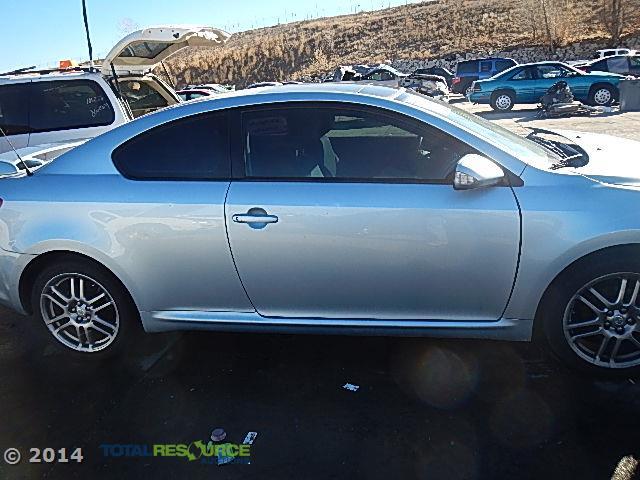 JTKDE177050055866 - 2005 TOYOTA SCION TC BLUE photo 9