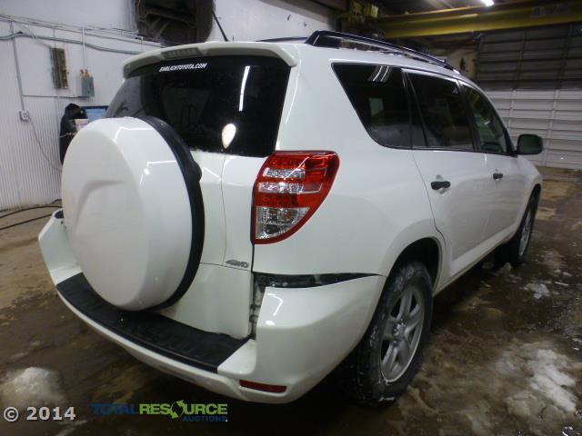 2T3BF4DV0CW211834 - 2012 TOYOTA RAV4 WHITE photo 3