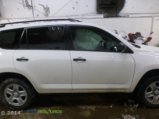 2T3BF4DV0CW211834 - 2012 TOYOTA RAV4 WHITE photo 9