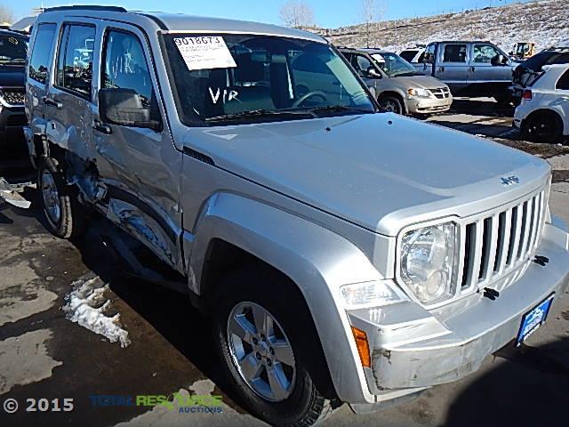 1C4PJMAK2CW174981 - 2012 JEEP LIBERTY SP SILVER photo 2