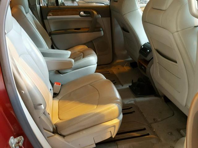 5GAER23738J233068 - 2008 BUICK ENCLAVE CX RED photo 6