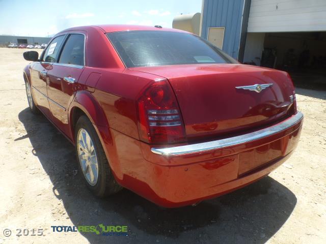 2C3LA63H97H637607 - 2007 CHRYSLER 300C RED photo 4