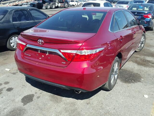 4T1BF1FK3HU804041 - 2017 TOYOTA CAMRY LE წითელი ფოტო 4