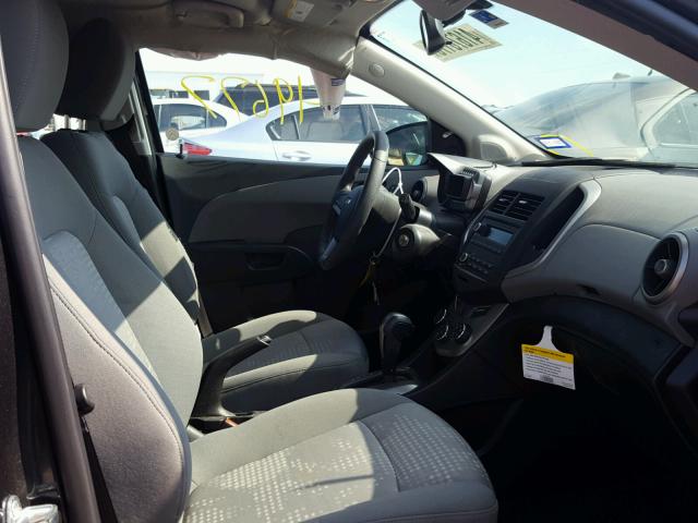 1G1JA6SH0G4157837 - 2016 CHEVROLET SONIC LS GRAY photo 5