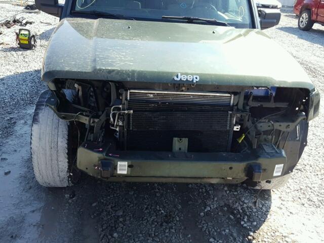 1J8HH58297C608745 - 2007 JEEP COMMANDER GREEN photo 9