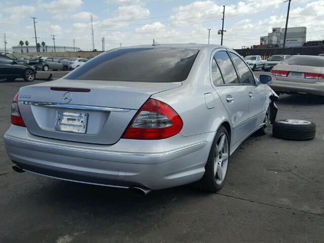 WDBUF72X58B329973 - 2008 MERCEDES-BENZ E SILVER photo 4