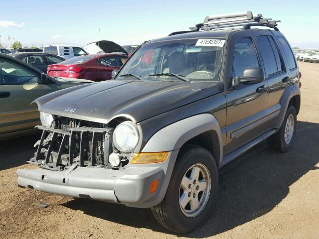 1J4GL48K55W672959 - 2005 JEEP LIBERTY SP BROWN photo 2