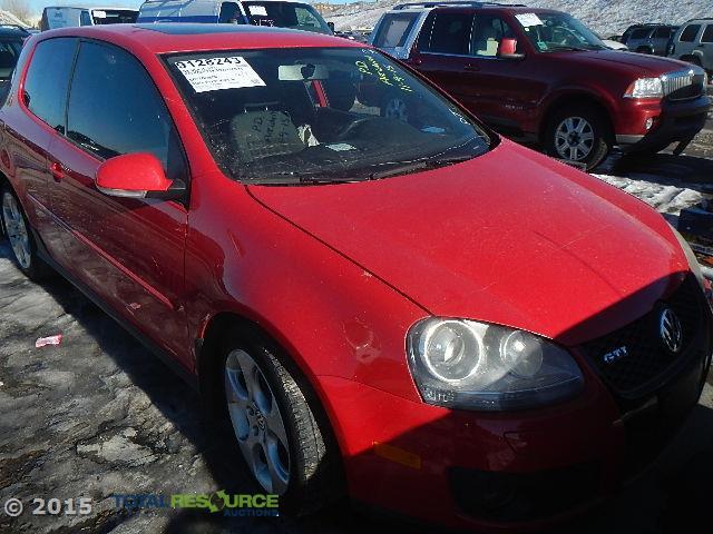 WVWEV71K48W120991 - 2008 VOLKSWAGEN GTI RED photo 2