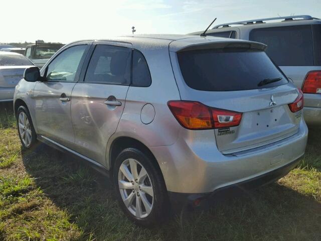 4A4AP3AU3EE001410 - 2014 MITSUBISHI OUTLANDER GRAY photo 3