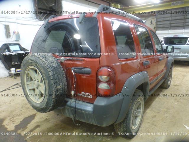 1J4GL38K66W191369 - 2006 JEEP LIBERTY RE RED photo 3