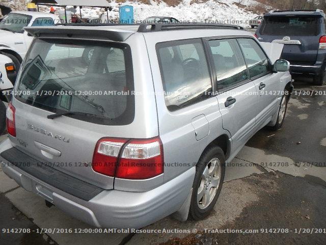 JF1SF65692H737960 - 2002 SUBARU FORESTER S SILVER photo 3