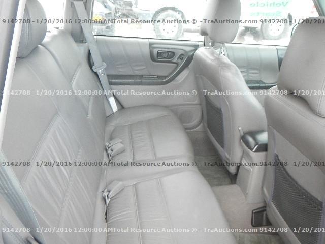 JF1SF65692H737960 - 2002 SUBARU FORESTER S SILVER photo 6