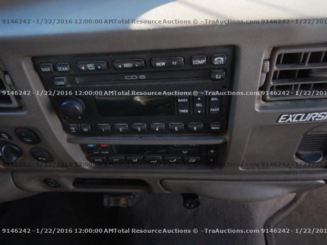 1FMSU43F53EA06318 - 2003 FORD EXCURSION BLACK photo 9