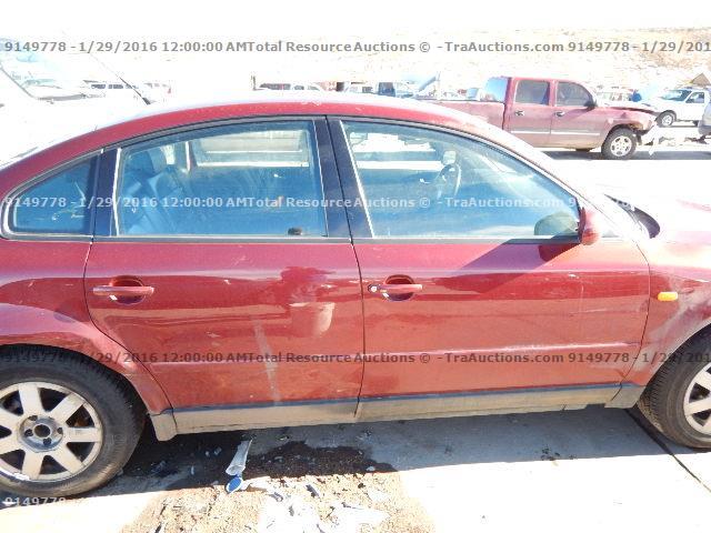 WVWPD63B9WE396315 - 1998 VOLKSWAGEN PASSAT GLX RED photo 16