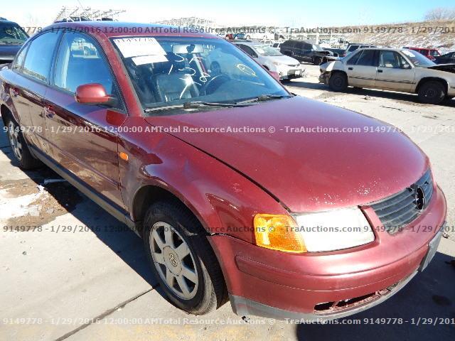 WVWPD63B9WE396315 - 1998 VOLKSWAGEN PASSAT GLX RED photo 2