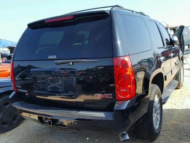 1GKUCCE00AR101530 - 2010 GMC YUKON SLT BLACK photo 4