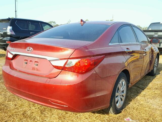 5NPEB4AC9BH066391 - 2011 HYUNDAI SONATA MAROON photo 4