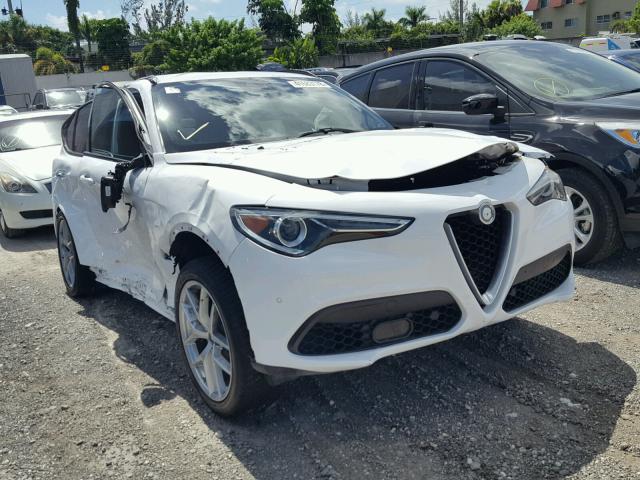 ZASFAKNN2J7B66687 - 2018 ALFA ROMEO STELVIO TI WHITE photo 1