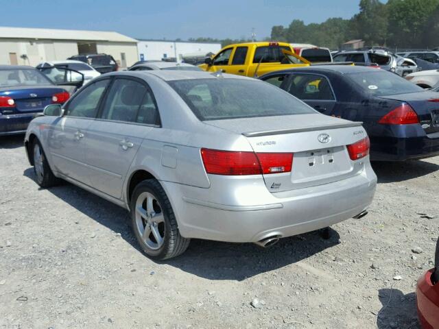 5NPEU46FX9H466967 - 2009 HYUNDAI SONATA SILVER photo 3