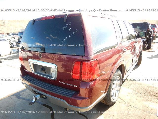 5LMFU27R44LJ25546 - 2004 LINCOLN NAVIGATOR MAROON photo 3
