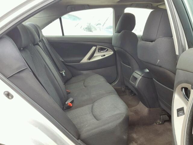 4T1BF3EK6BU154142 - 2011 TOYOTA CAMRY BASE SILVER photo 6