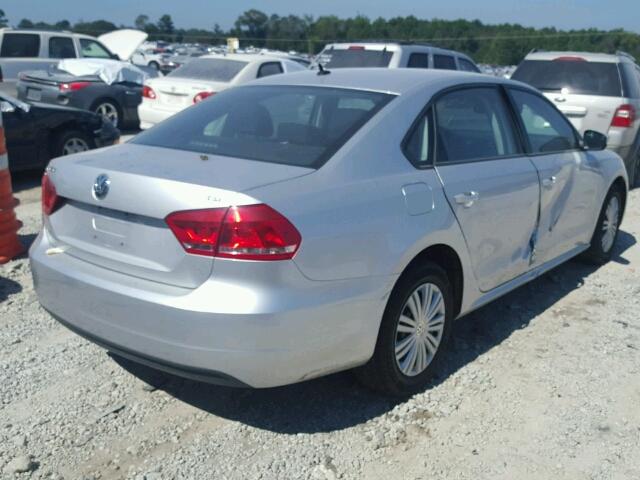 1VWAS7A3XEC069541 - 2014 VOLKSWAGEN PASSAT S ვერცხლისფერი ფოტო 4