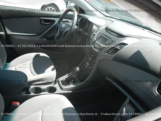 KMHDH4AE1GU490409 - 2016 HYUNDAI ELANTRA SE SILVER photo 5