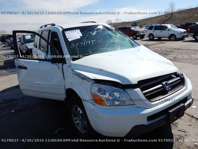 5FNYF184X5B062075 - 2005 HONDA PILOT EX WHITE photo 13