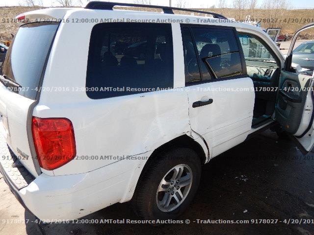 5FNYF184X5B062075 - 2005 HONDA PILOT EX WHITE photo 15