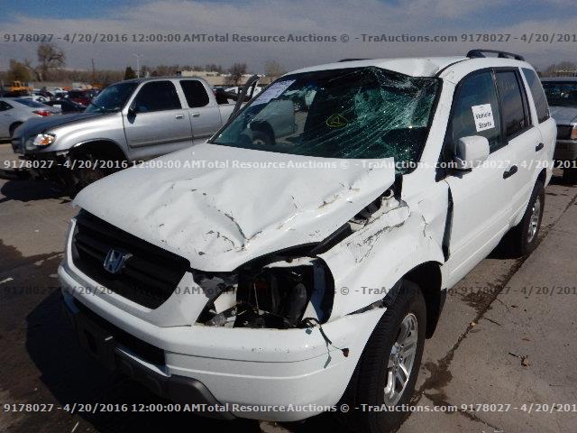 5FNYF184X5B062075 - 2005 HONDA PILOT EX WHITE photo 17