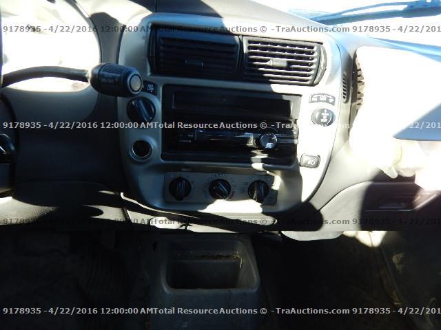 1FMZU77E11UC98215 - 2001 FORD EXPLORER S 黑色 照片 9